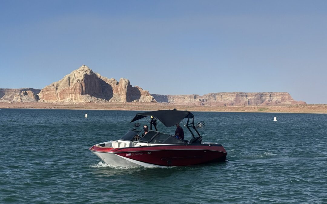 NautiqueG21 Wakeboard Boat | Seats 14