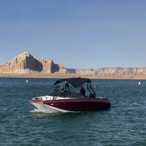 Surf Boat Rental at Lake Powell