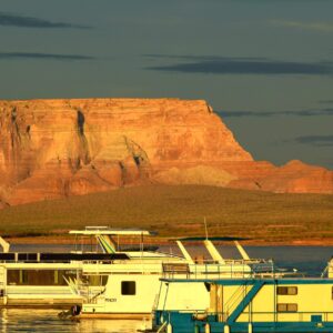 Exclusive Lake Powell Houseboat Excursions