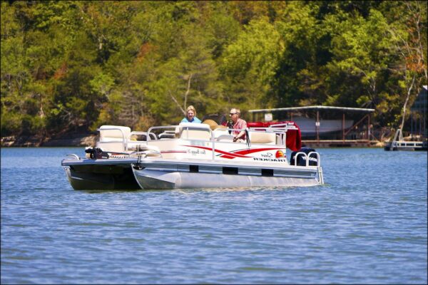 Pontoon Boat Rentals | 8 persons to 16+ persons - Image 6