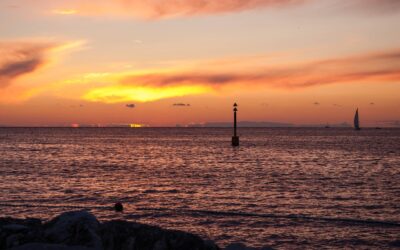 Sunset Cruise Pontoon Rental At Wahweap Marina / Lake Powell…